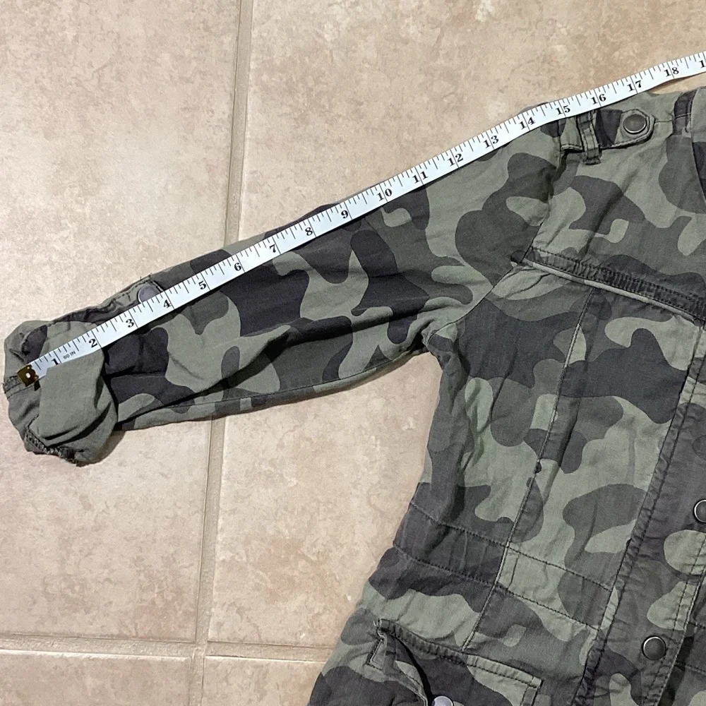 White Fawn Green Camo Lightweight Zippered Utility Jacket G…